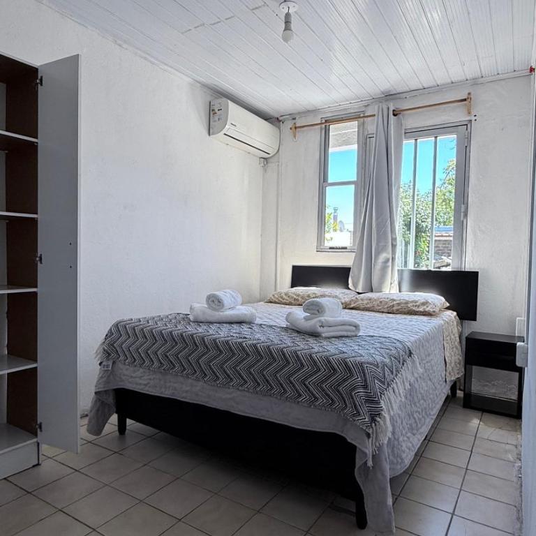 Colonia Home - One-Bedroom House - 1