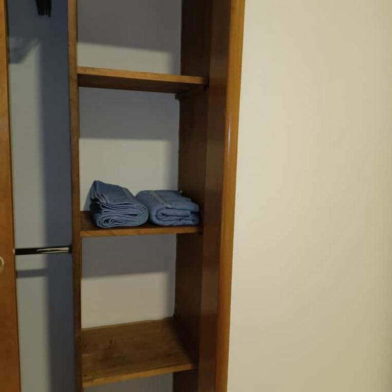 Apartamento Espacioso Como Nuevo con 2 Habitaciones y a 5 minutos de San Bernardino con Ascensor Operativo - Two-Bedroom Apartment - 6