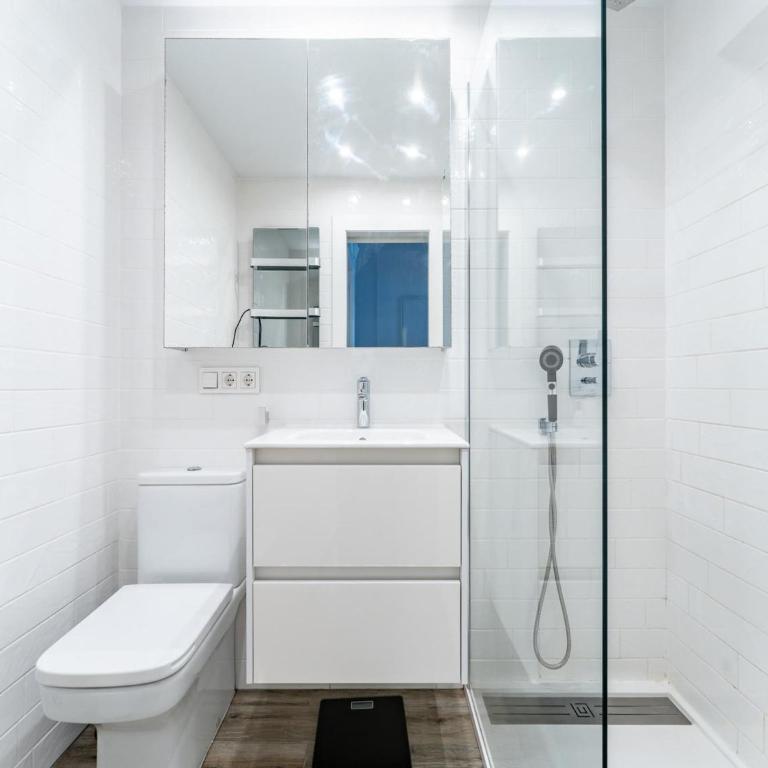 Modern holiday home by beach in Calahonda - Casa de vacaciones de 2 dormitorios - 17