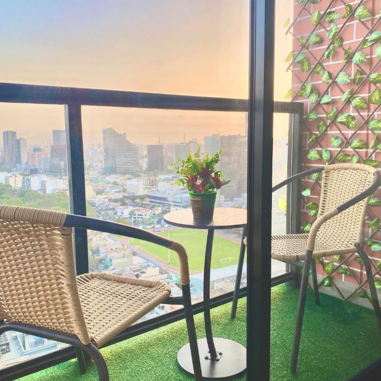 Apartamento con vista a San Isidro - One-Bedroom Apartment with City View - 34