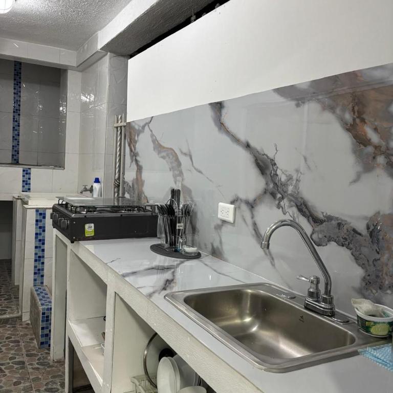 Janeth’s Place Apartamento - Habitación Triple Confort - 6