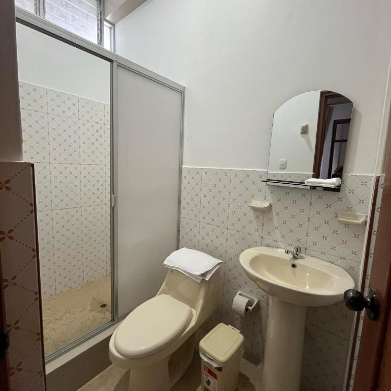 AVIATION SERVICES YURIMAGUAS s - Apartamento de 1 dormitorio - 2