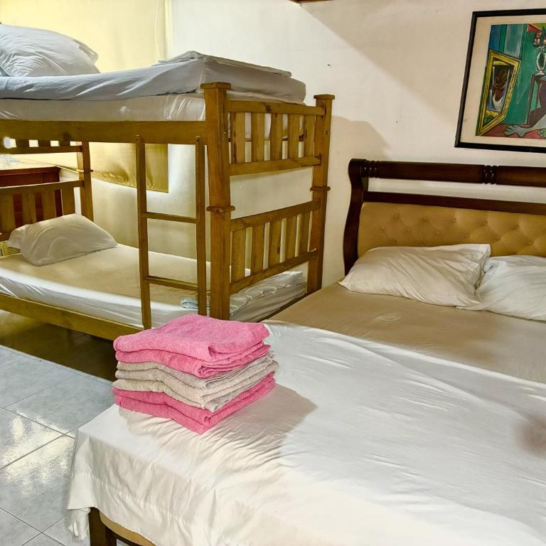 CABAÑA RODADERO RESERVADO In - Two-Bedroom Apartment - 2