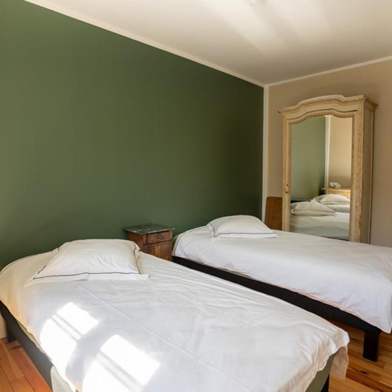 Grande demeure avec piscine couverte et parking pour 15 personnes - FR-1-858-4 - Maison de Vacances - 7