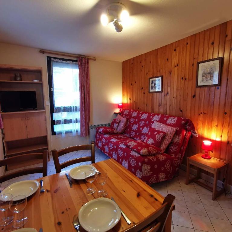 Studio cabine pieds pistes, proche école de ski, Adrets-Prapoutel - Appartement 1 Chambre - 3
