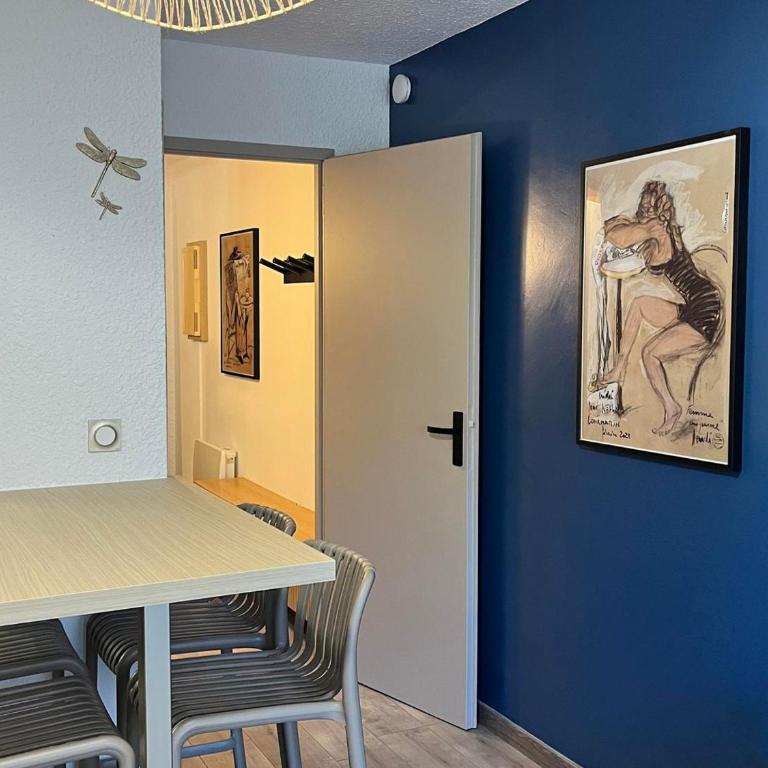 Studio rénové avec balcon, parking privé, proche des pistes - 4 pers - FR-1-737-103 - Studio - 3