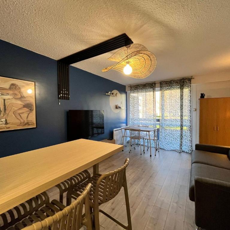 Studio rénové avec balcon, parking privé, proche des pistes - 4 pers - FR-1-737-103 - Studio - 10