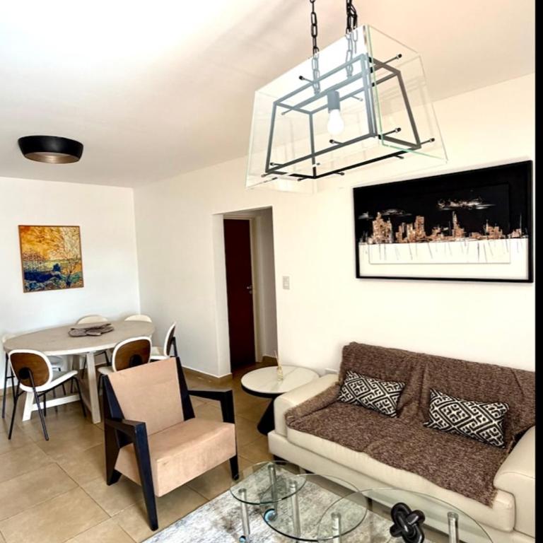 Departamento Cómodo y Centrico - Apartamento de 2 dormitorios - 6