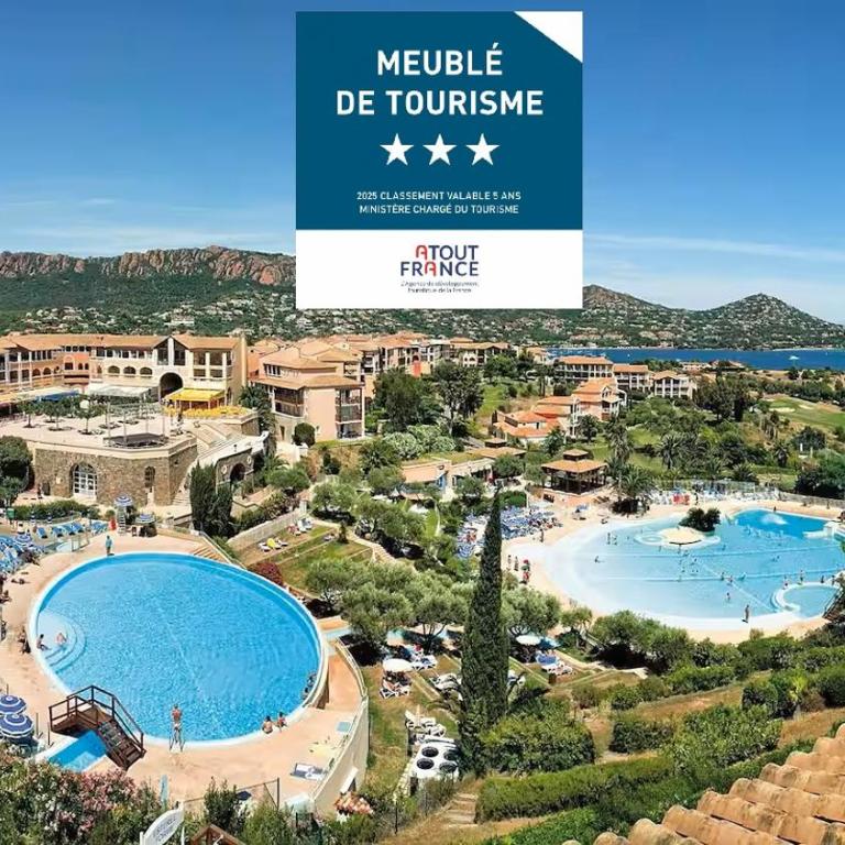 Cap Esterel, quartier Belvédère 2p meublé tourisme 3 étoiles climatisé Rez-de-Jardin, Vue Mer, WIFI, Piscine et Parking inclus - Appartement - Vue sur Mer - 3