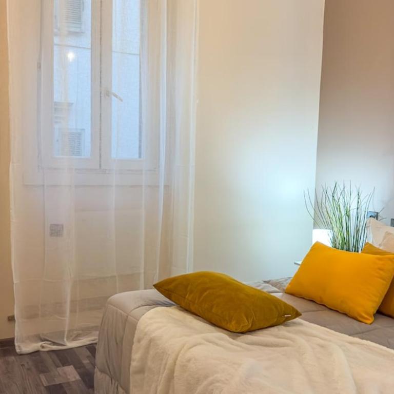 Residenza Santa Anastasia Green Piazza Erbe Lift & Balcony - Appartamento con 1 Camera da Letto con Vista - 8