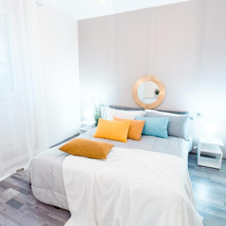 Residenza Santa Anastasia Green Piazza Erbe Lift & Balcony - Appartamento con 1 Camera da Letto con Vista - 20