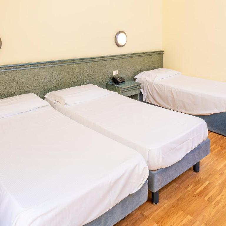 Hotel Internazionale - Habitación Triple Estándar - 2