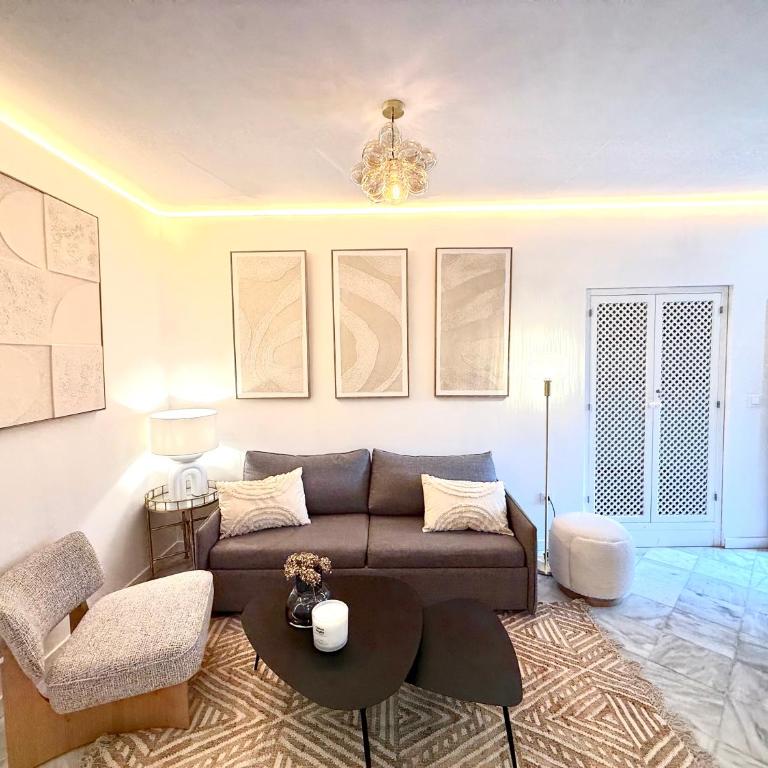 La Casita del Arenal - Two-Bedroom Townhouse - 16