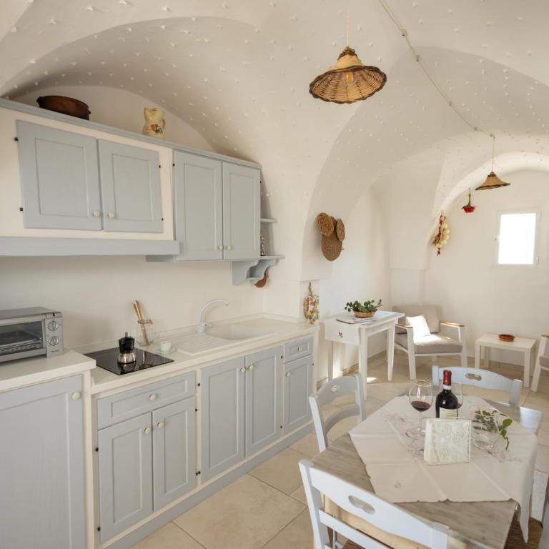 Residenza "I Tre Carrubi " - Casa con 2 Camere da Letto - 11