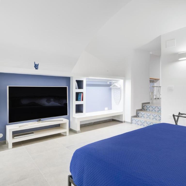 Cariati Blue a Chiaia, Piazza Plebiscito e Mare a piedi - Appartamento con 2 Camere da Letto - 19