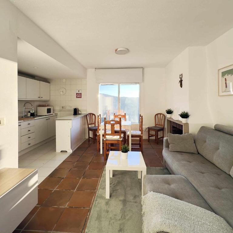 Apartamento Cecilio Sierra Nevada - One-Bedroom Apartment - 6