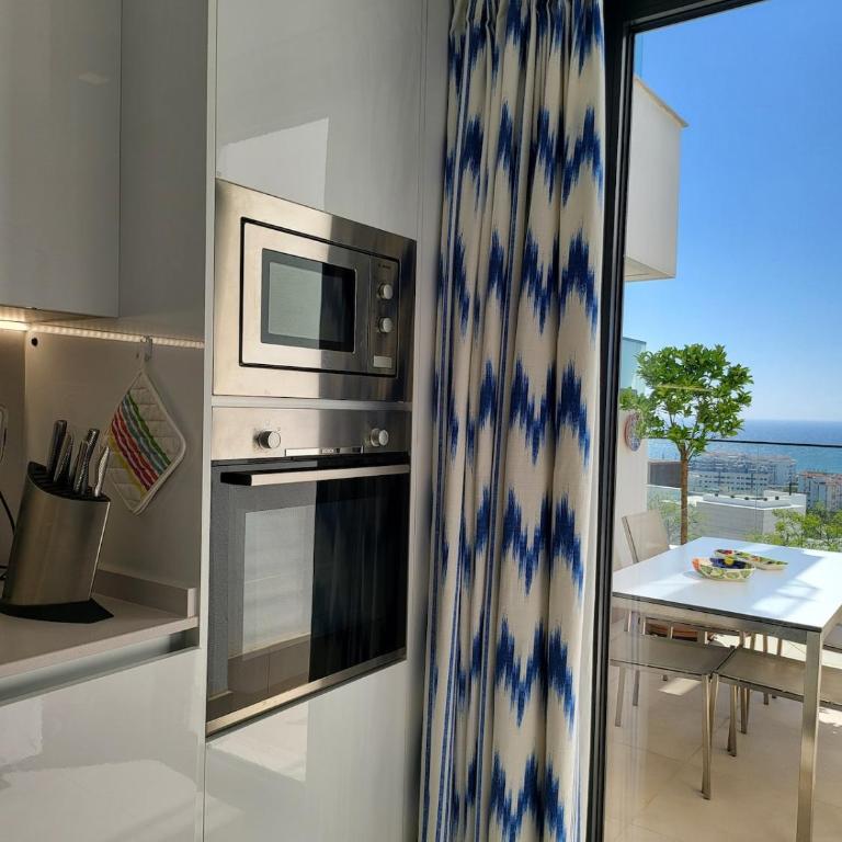 The blue apartment in Las Mesas, Estepona - Apartamento de 2 dormitorios con vistas al mar - 4