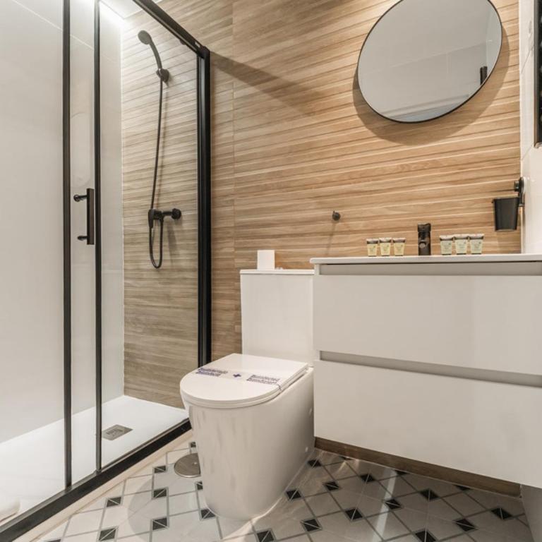 Comfortable charming - 2 Bdrs 2 Baths -Ventas - Two-Bedroom Apartment - 19