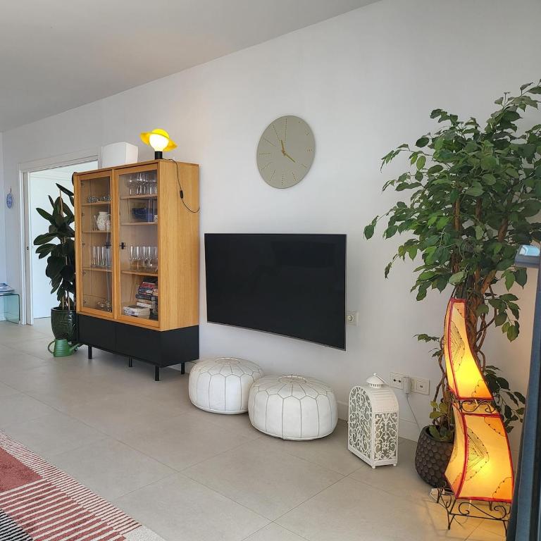 The blue apartment in Las Mesas, Estepona - Apartamento de 2 dormitorios con vistas al mar - 28
