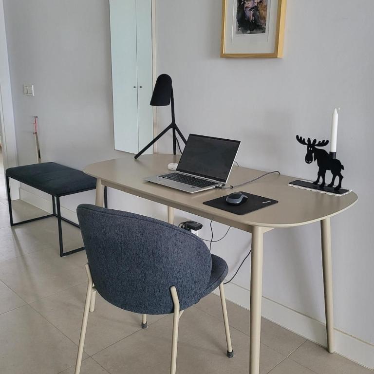 The blue apartment in Las Mesas, Estepona - Apartamento de 2 dormitorios con vistas al mar - 52
