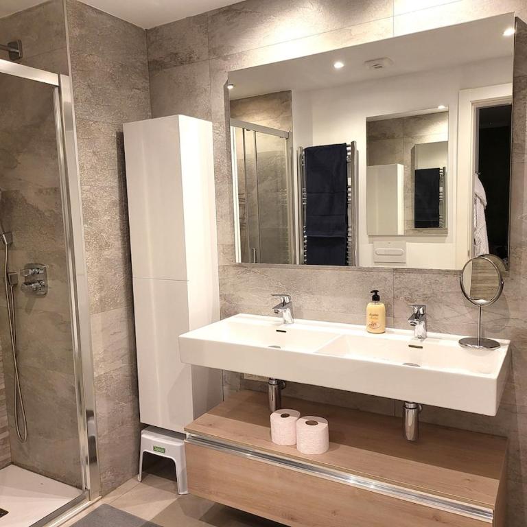 The blue apartment in Las Mesas, Estepona - Apartamento de 2 dormitorios con vistas al mar - 55