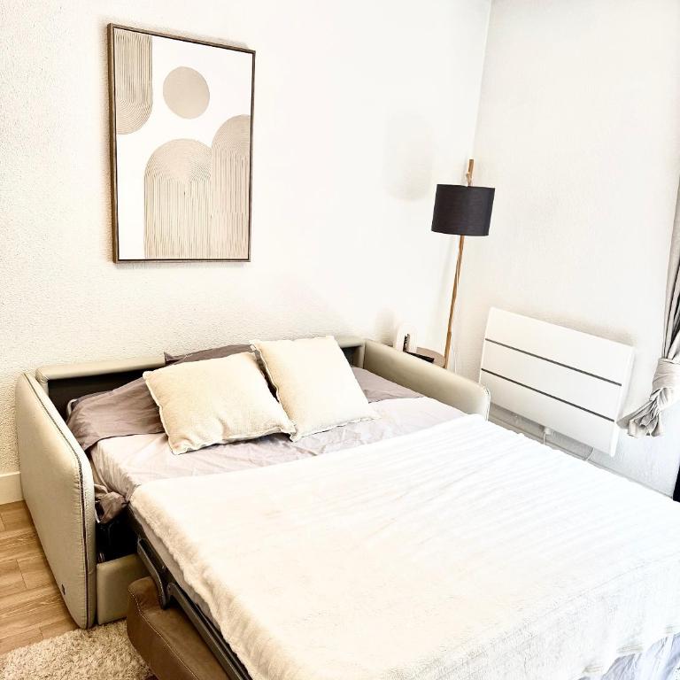 Studio 2 personnes parking balcon WIFI - One-Bedroom Apartment - 4