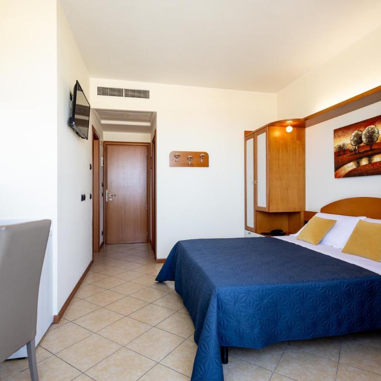 Hotel Palm Beach B&B SEA VIEW - Camera Superior Matrimoniale/Doppia con Letti Singoli con Vista Mare - 6
