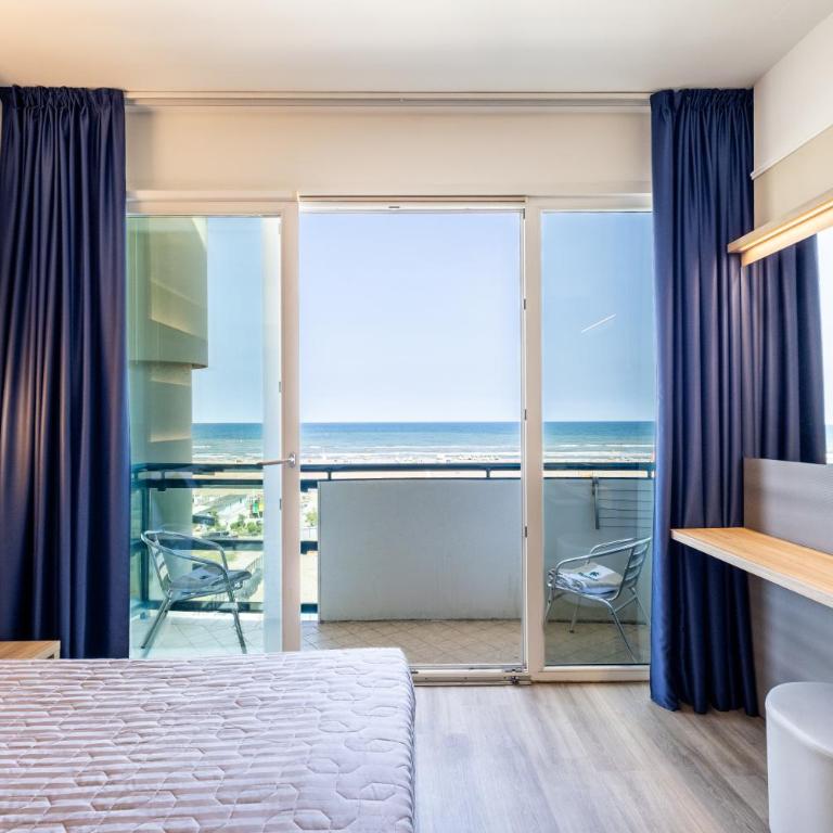 Hotel Palm Beach B&B SEA VIEW - Camera Deluxe Matrimoniale con Vista Mare - 14