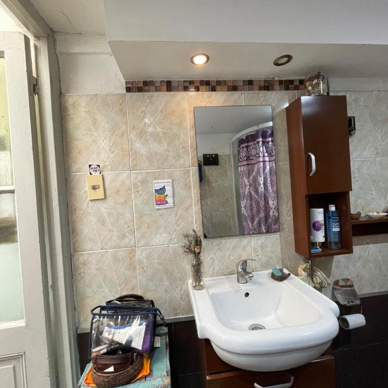 Very spacious house in Ciudad Vieja - One-Bedroom Apartment - 9