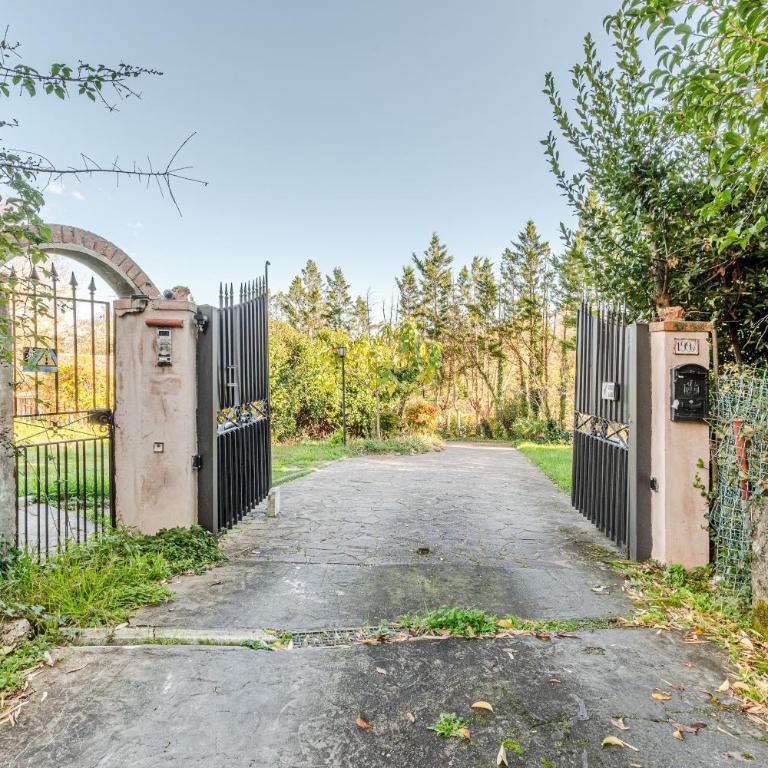 Villa Piccolomini - Casa Vacanze con 3 Camere da Letto - 85