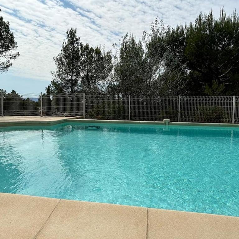Jolie maison avec piscine , proche du centre de Bédoin - Maison 5 Chambres - 2