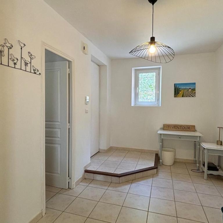 Jolie maison avec piscine , proche du centre de Bédoin - Maison 5 Chambres - 19