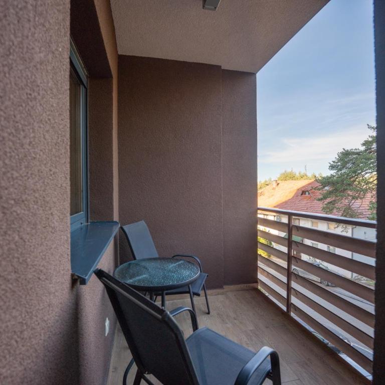 Mount Inn Borovi - Deluxe One-Bedroom Apartment - 20