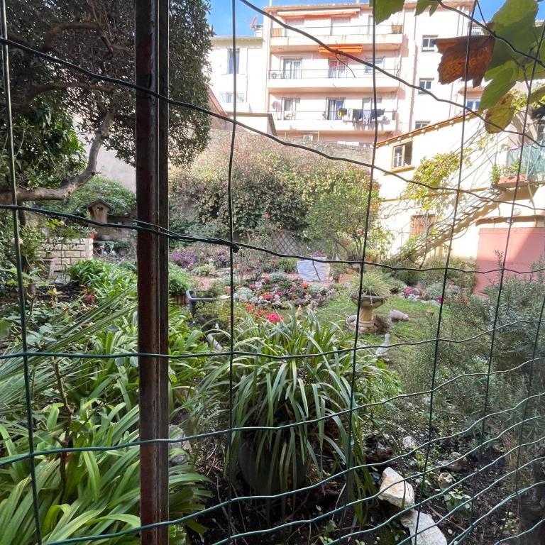 Pasteur, Antibes centre, calme et rénové - Appartement 1 Chambre - 41