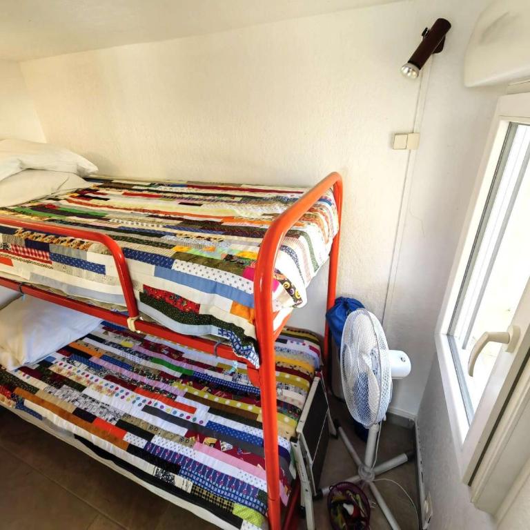 Studio mezzanine au cœur de la pinède, à 800m de la plage, 4 pers, parking privatif - FR-1-607-191 - Studio - 11