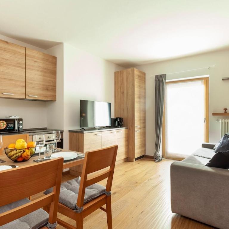 Chalet moderno Ponte di Legno - fronte piste - Appartamento con 1 Camera da Letto - 1