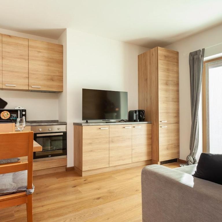 Chalet moderno Ponte di Legno - fronte piste - Appartamento con 1 Camera da Letto - 10