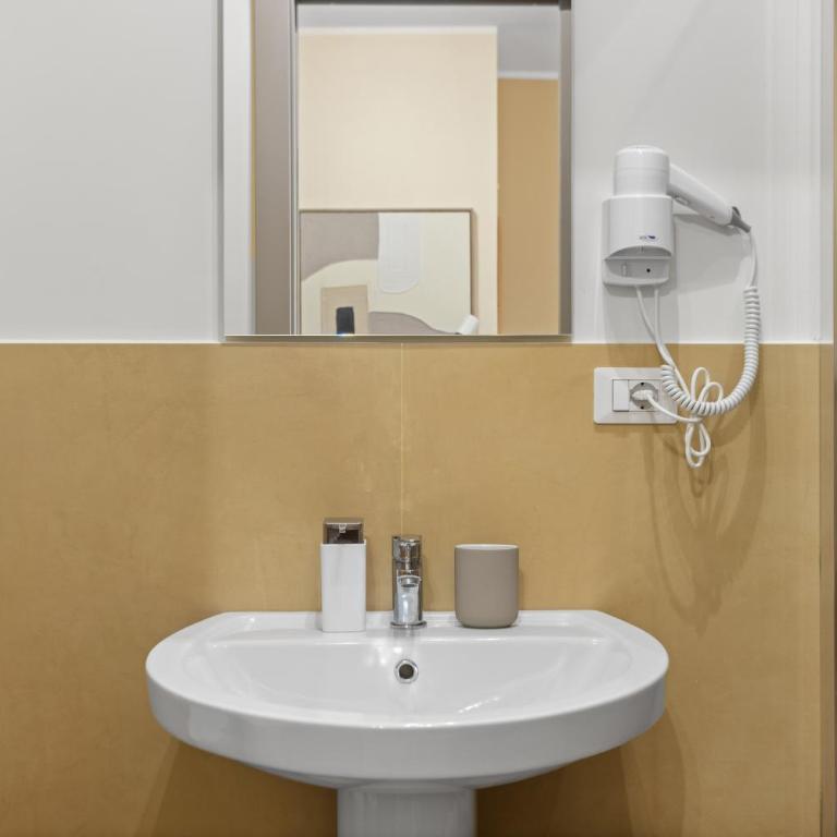 Conca D'Oro Guest House - Stefania - Camera Matrimoniale con Bagno Privato - 12