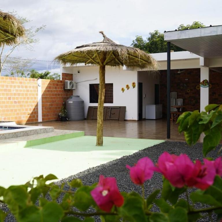 Large country house with pool and large kitchen - One-Bedroom House - 6