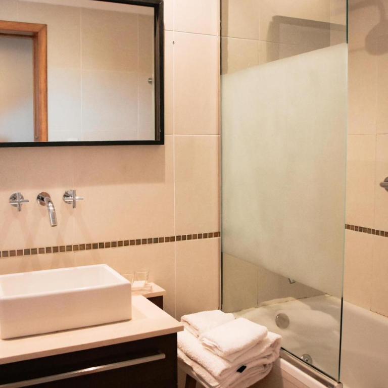 Las Bayas Home Suites - Suite - 5