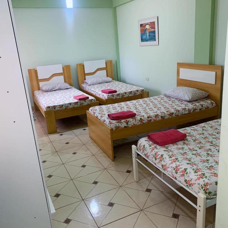 Hotel Las Colonias - Consultas de Disponibilidad al DM de nuestras Redes Sociales - Family Room - 4