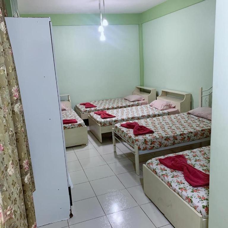 Hotel Las Colonias - Consultas de Disponibilidad al DM de nuestras Redes Sociales - Family Room - 1
