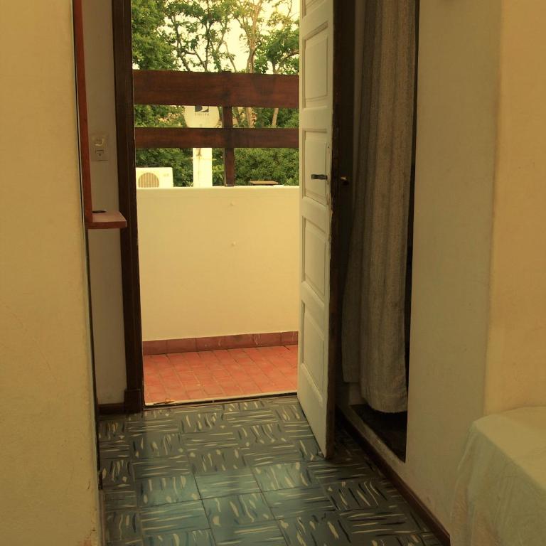 LalomitaGesell - Twin Room with Private Bathroom - 3