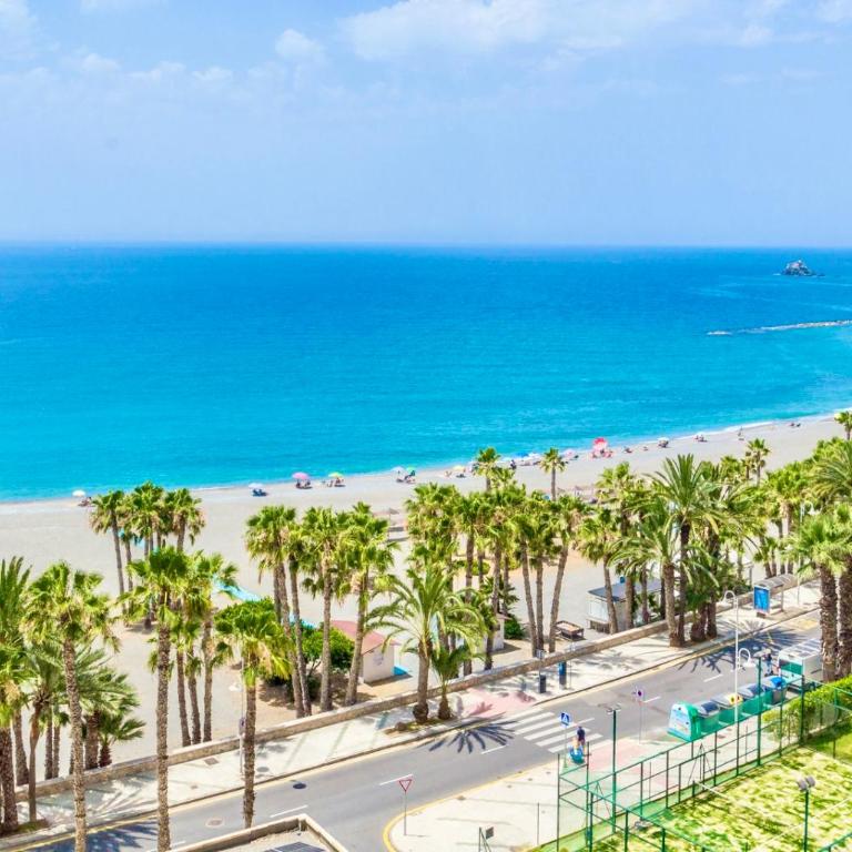 APARTAMENTO EN LA PLAYA CON VISTAS DE ENSUEÑO - Apartamento - 27