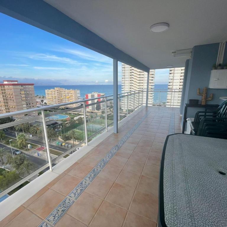 Vistas al mar, magnífico apartamento 4 dormitorios - Four-Bedroom Deluxe Apartment - 13