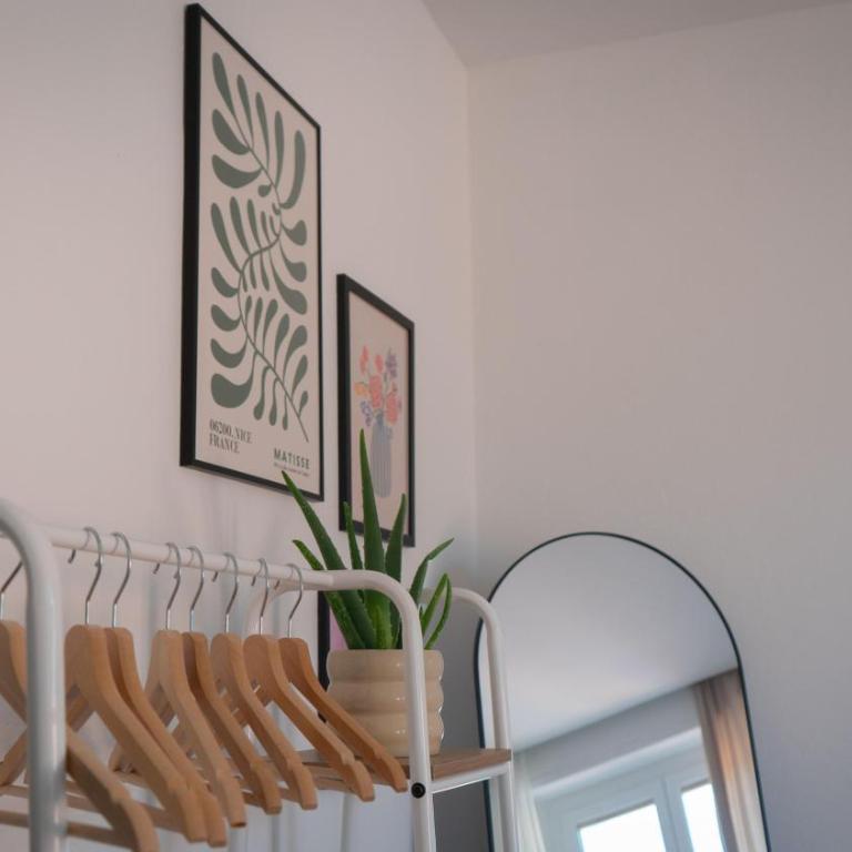 White Noise Como - Private Room - Double Room with Private Bathroom - 9