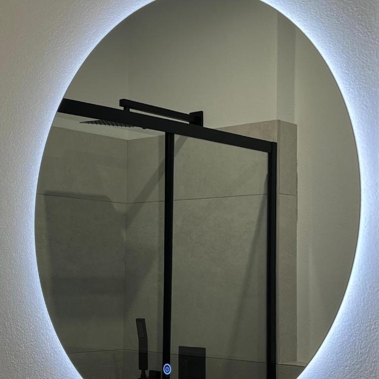 White Noise Como - Private Room - Double Room with Private Bathroom - 12