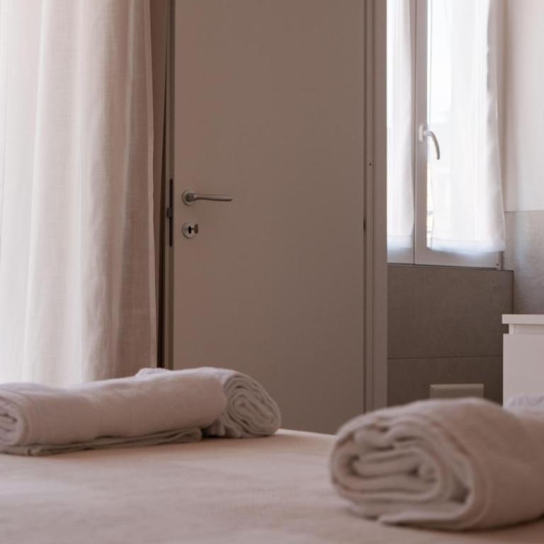 White Noise Como - Private Room - Double Room with Private Bathroom - 19