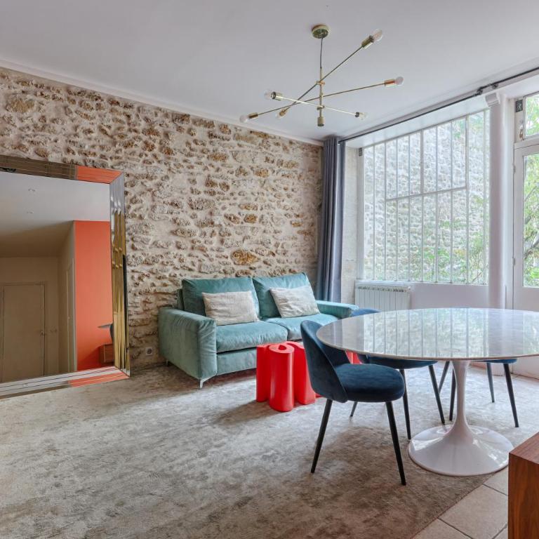 MyKeypers - Authentic Deluxe 2BR Flat - Rue Montorgueil - Three-Bedroom Apartment - 26