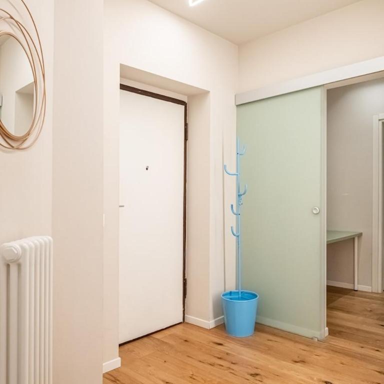HT Maison Angera - Appartamento con 1 Camera da Letto - 54